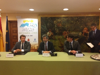 El presidente de la Xunta, Alberto Núñez Feijóo, y el presidente del TS y del CGPJ, Carlos Lesmes